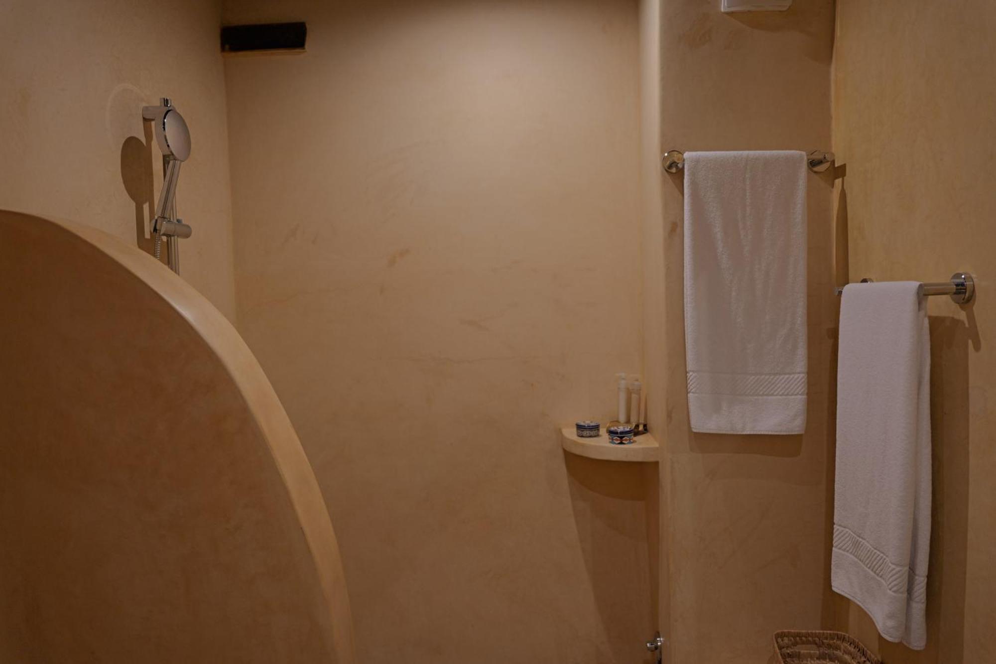 פס Riad Al Ansari מראה חיצוני תמונה